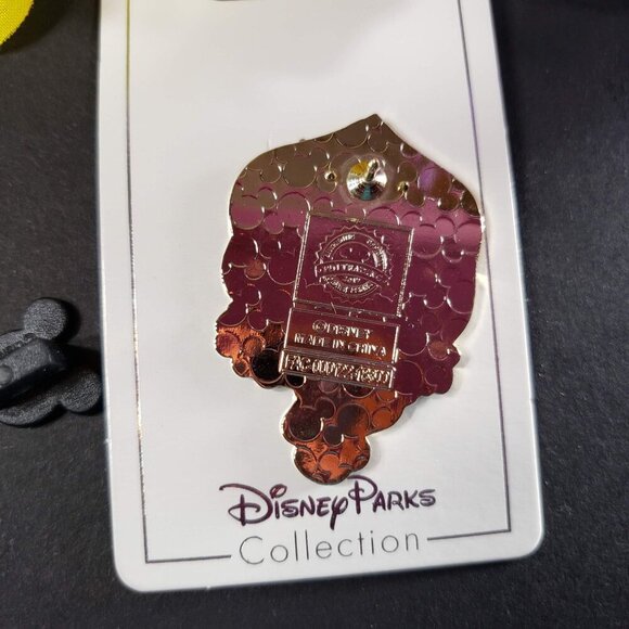 Disney Genie Aladdin Trading Pin Gold Lamp Brooch Lapel Pin Accessories Jewelry - Picture 3 of 5